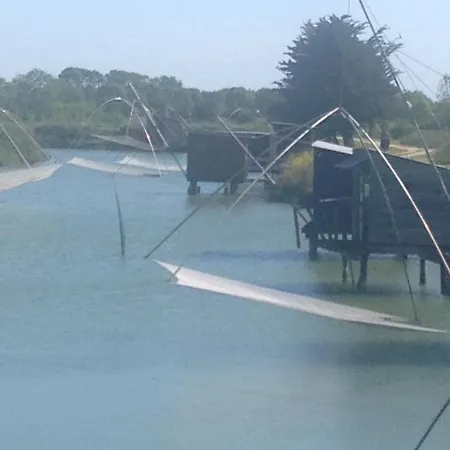 בית נופש Maison Renovee Proche Avec Terrasse, Parking Prive Et Wifi A - Fr-1-426-440 *