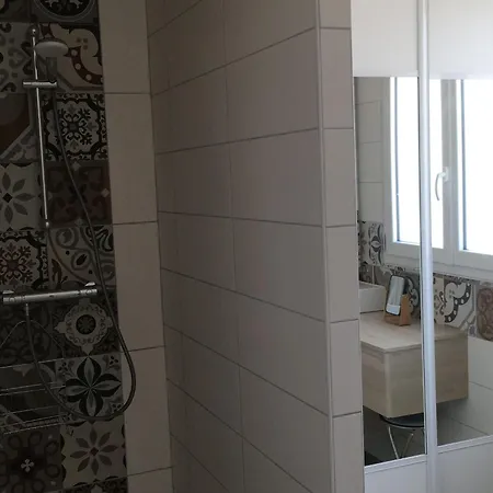 בית נופש Maison Renovee Proche Avec Terrasse, Parking Prive Et Wifi A - Fr-1-426-440 ברבטרה