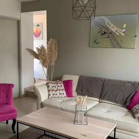 Tatil Evi Maison Renovee Proche Avec Terrasse, Parking Prive Et Wifi A - Fr-1-426-440